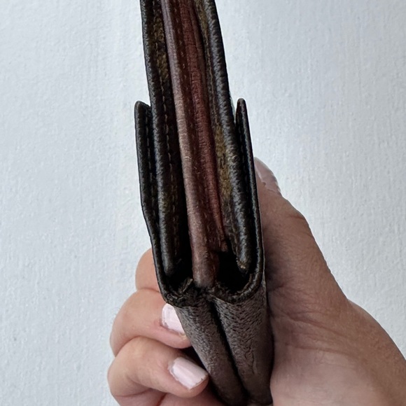 Louis Vuitton Monogram Compact Wallet - Picture 15 of 16